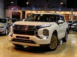 ميتسوبيشي اوتلاندر